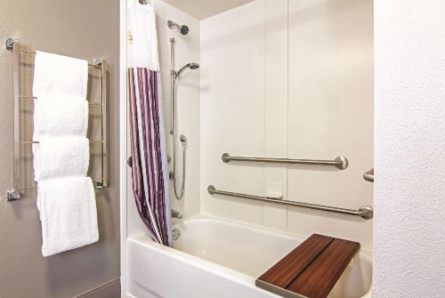 La Quinta by Wyndham Orlando UCF - image 31