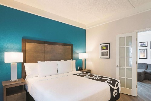 La Quinta by Wyndham Orlando UCF - image 33