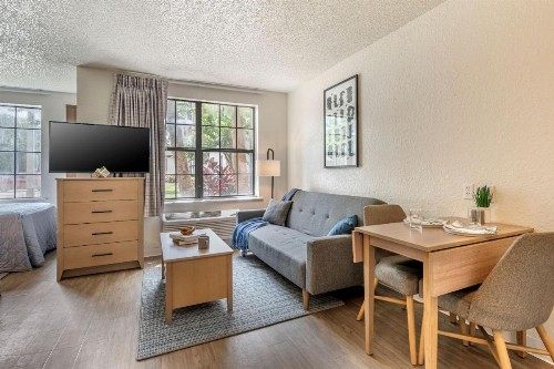 InTown Suites Extended Stay Select Orlando UCF - image 16