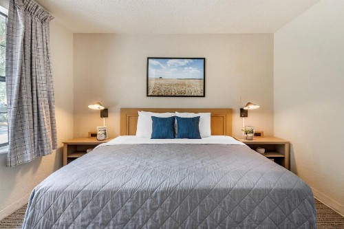 InTown Suites Extended Stay Select Orlando UCF - image 4