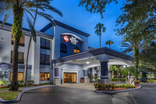 Comfort Suites UCF/Research Park - image 16