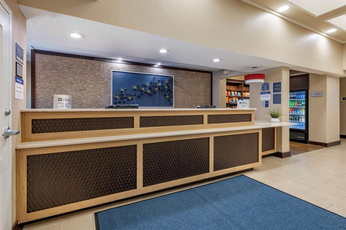 Comfort Suites UCF/Research Park - image 6