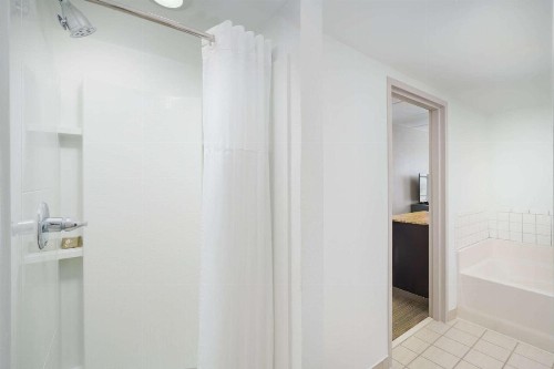 Country Inn & Suites by Radisson Orlando Airport FL - image 15