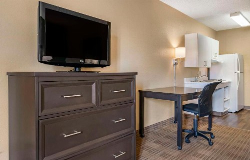 Extended Stay America Suites - Orlando - Orlando Theme Parks - Major Blvd - image 13