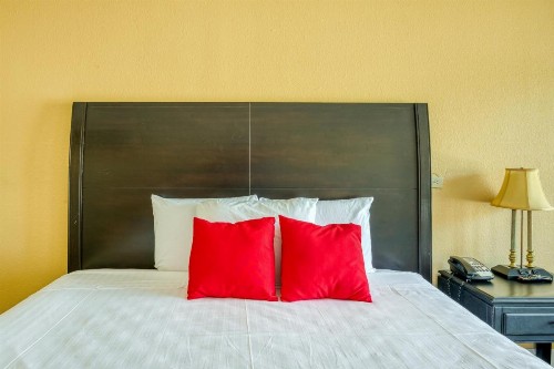 Hotel Belair Orlando Near Florida Mall - image 16