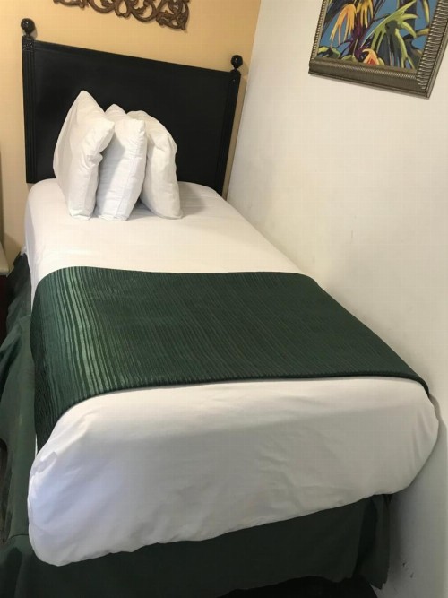 Hotel Belair Orlando Near Florida Mall - image 3