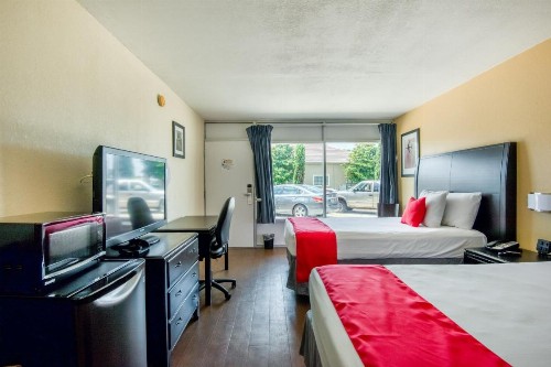 Hotel Belair Orlando Near Florida Mall - image 4