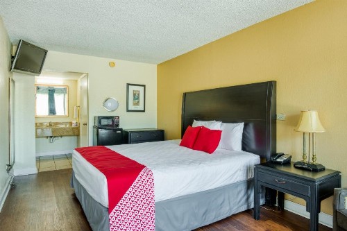 Hotel Belair Orlando Near Florida Mall - image 9