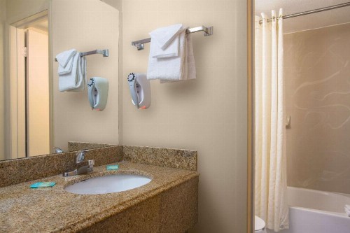 Knights Inn Orlando - image 12