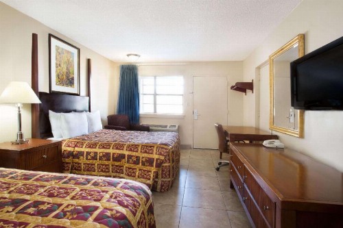 Knights Inn Orlando - image 9