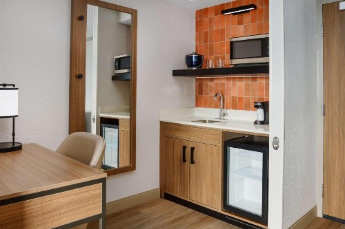 Hyatt Place Orlando / I-Drive / Convention Center - image 3