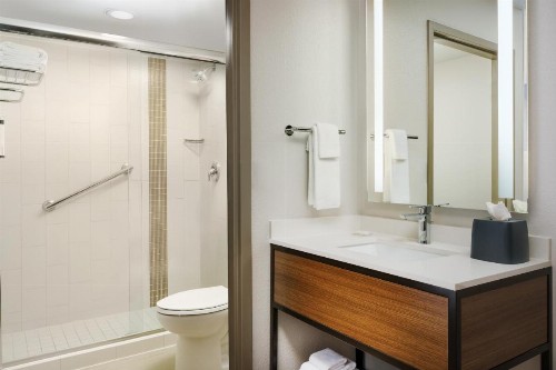 Hyatt Place across from Universal Orlando Resort - image 13