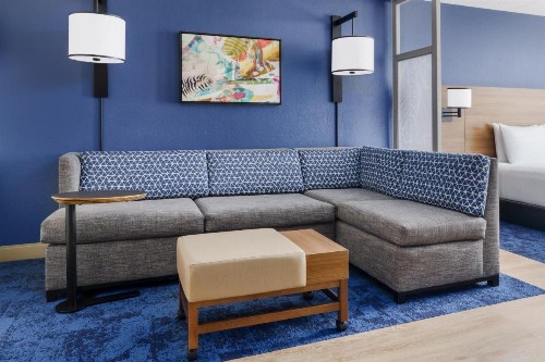 Hyatt Place across from Universal Orlando Resort - image 18