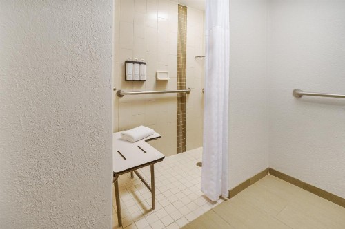 Hyatt Place across from Universal Orlando Resort - image 39