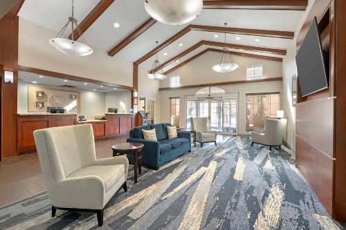 Comfort Suites Downtown - image 26