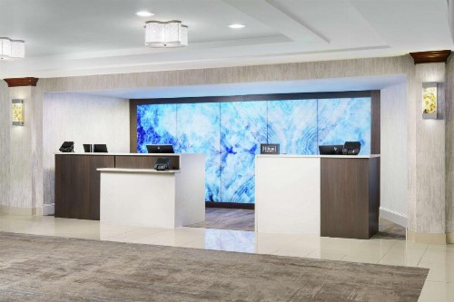 DoubleTree by Hilton Orlando Airport Hotel - image 17