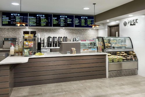 DoubleTree by Hilton Orlando Airport Hotel - image 19