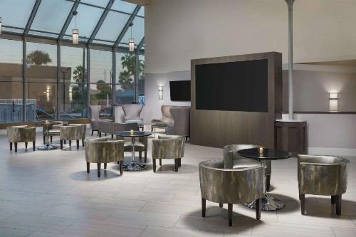 DoubleTree by Hilton Orlando Airport Hotel - image 25