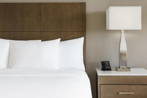 DoubleTree by Hilton Orlando Airport Hotel - image 35