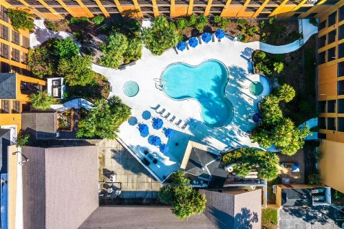 Quality Suites Orlando Close to I-Drive