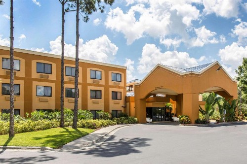 Quality Suites Orlando Close to I-Drive - image 21