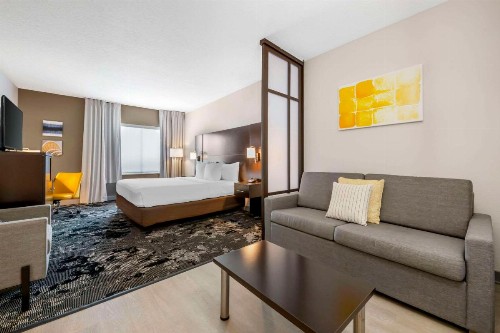 Comfort Inn & Suites Near Universal Orlando Resort-Convention Ctr - image 26