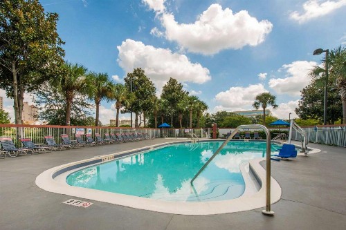Comfort Inn & Suites Near Universal Orlando Resort-Convention Ctr - image 30