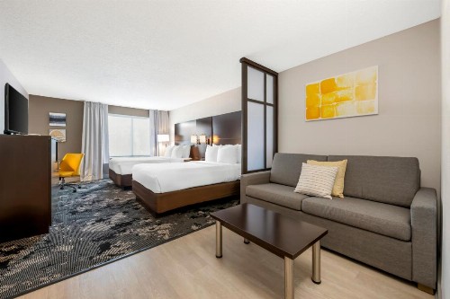 Comfort Inn & Suites Near Universal Orlando Resort-Convention Ctr - image 40