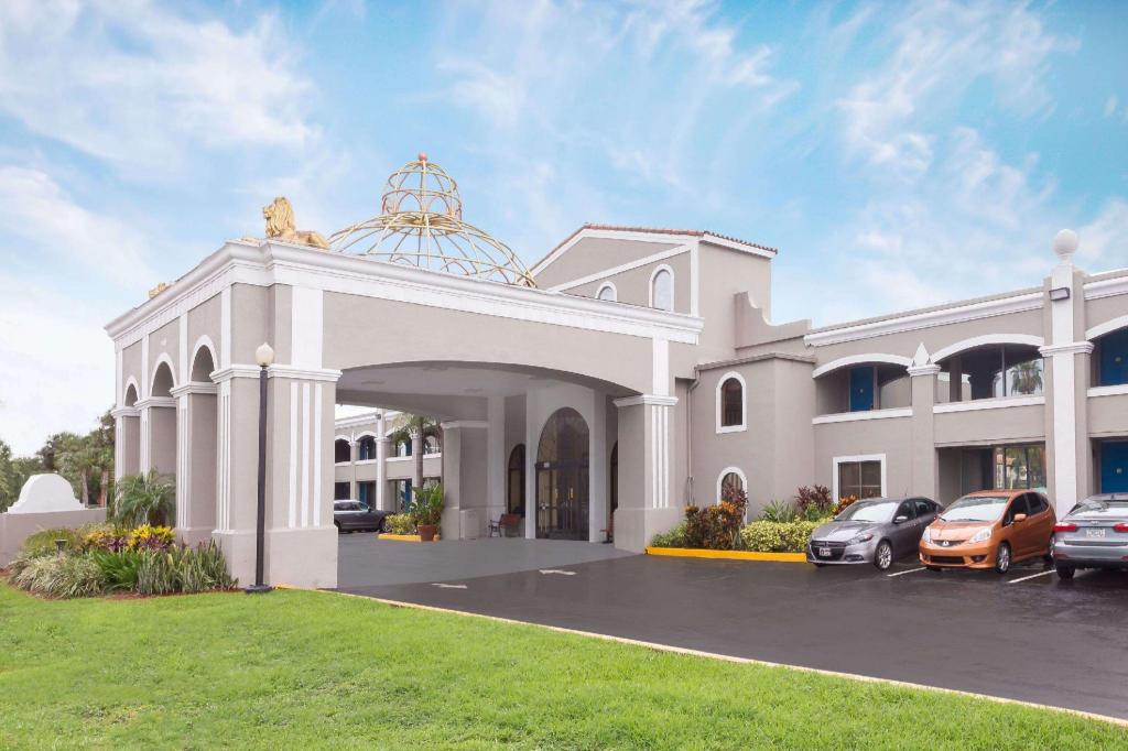Quality Inn - main image