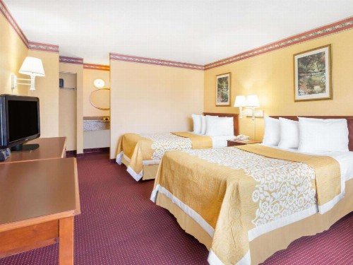 Quality Inn - image 50