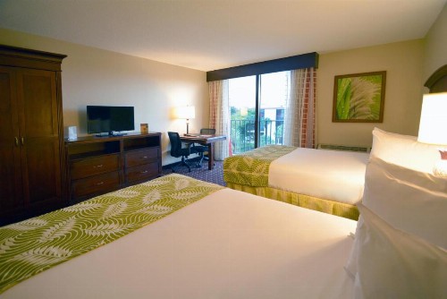 Rosen Inn Closest to Universal - image 21