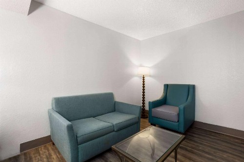 Floridian Hotel and Suites International Drive - image 2