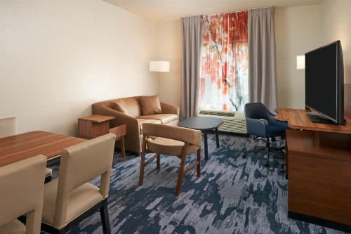 Fairfield Inn & Suites by Marriott Orlando International Drive/Convention Center - image 24