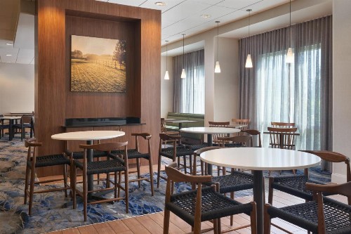 Fairfield Inn & Suites by Marriott Orlando International Drive/Convention Center - image 27