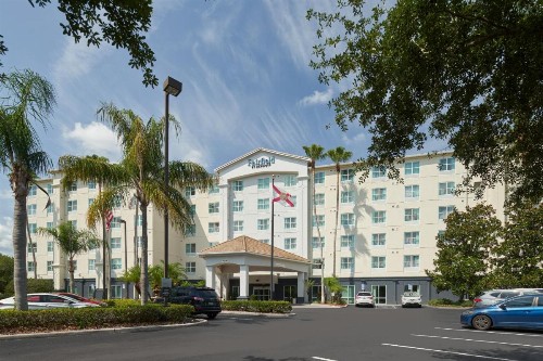 Fairfield Inn & Suites by Marriott Orlando International Drive/Convention Center - image 3