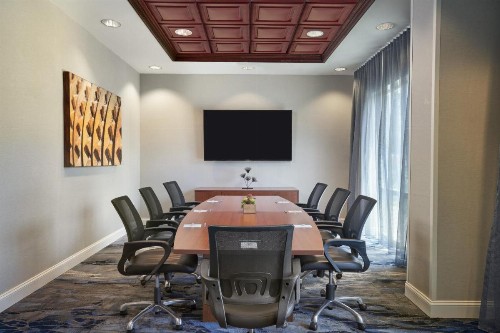 Fairfield Inn & Suites by Marriott Orlando International Drive/Convention Center - image 9