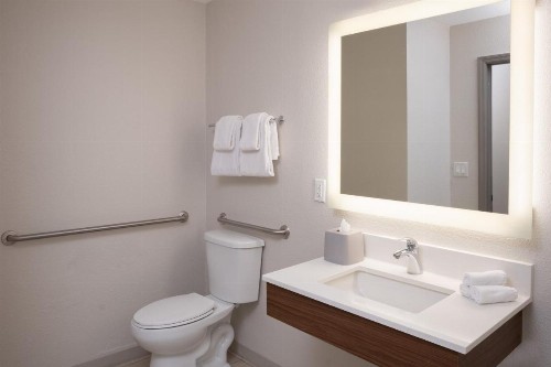 Holiday Inn Express & Suites Orlando International Airport an IHG Hotel - image 45