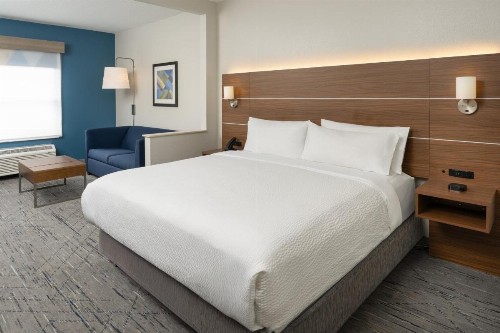 Holiday Inn Express & Suites Orlando International Airport an IHG Hotel - image 49