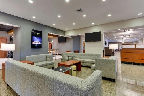 Drury Inn & Suites Orlando near Universal Orlando Resort - image 6