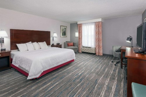 Hampton Inn & Suites Orlando Airport at Gateway Village - image 22