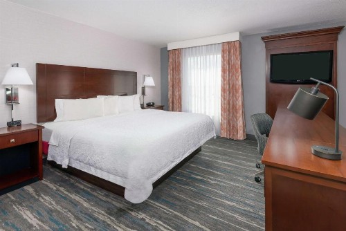 Hampton Inn & Suites Orlando Airport at Gateway Village - image 26