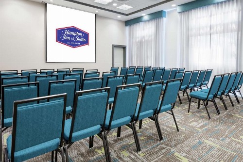 Hampton Inn & Suites Orlando Airport at Gateway Village - image 34