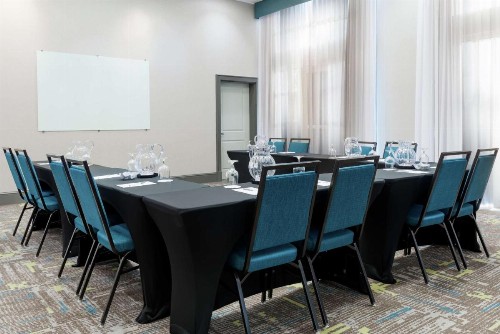 Hampton Inn & Suites Orlando Airport at Gateway Village - image 43