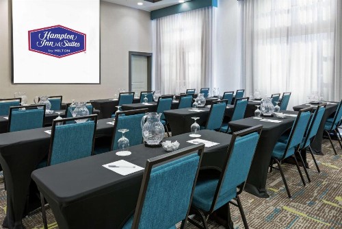 Hampton Inn & Suites Orlando Airport at Gateway Village - image 44