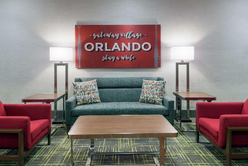 Hampton Inn & Suites Orlando Airport at Gateway Village - image 7