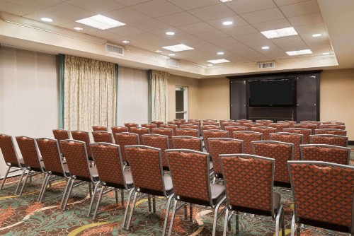 Homewood Suites by Hilton Orlando Airport - image 37