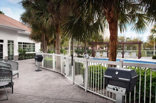 Homewood Suites by Hilton Orlando Airport - image 9