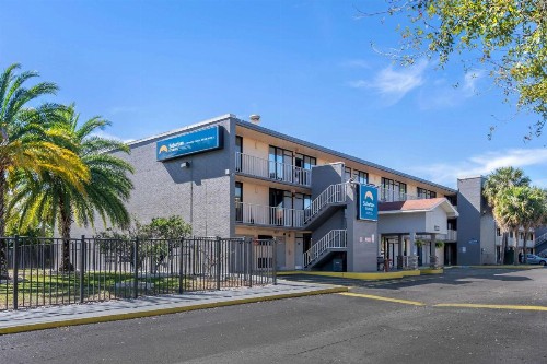 Econo Lodge International Drive - image 2