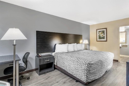 Econo Lodge International Drive - image 24