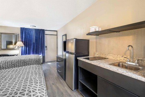 Econo Lodge International Drive - image 38